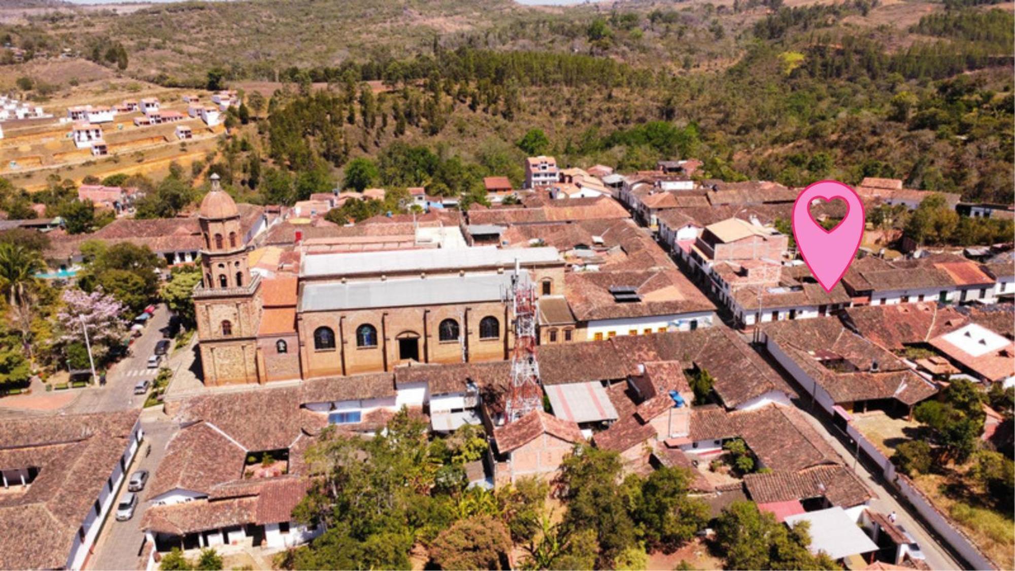 Casa Magia By Magally Velasco Hotel Curití Exterior photo